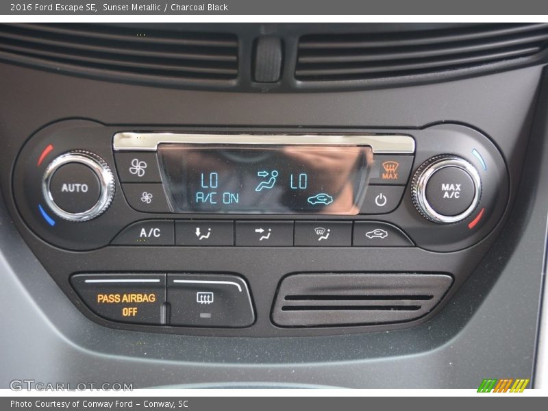 Sunset Metallic / Charcoal Black 2016 Ford Escape SE