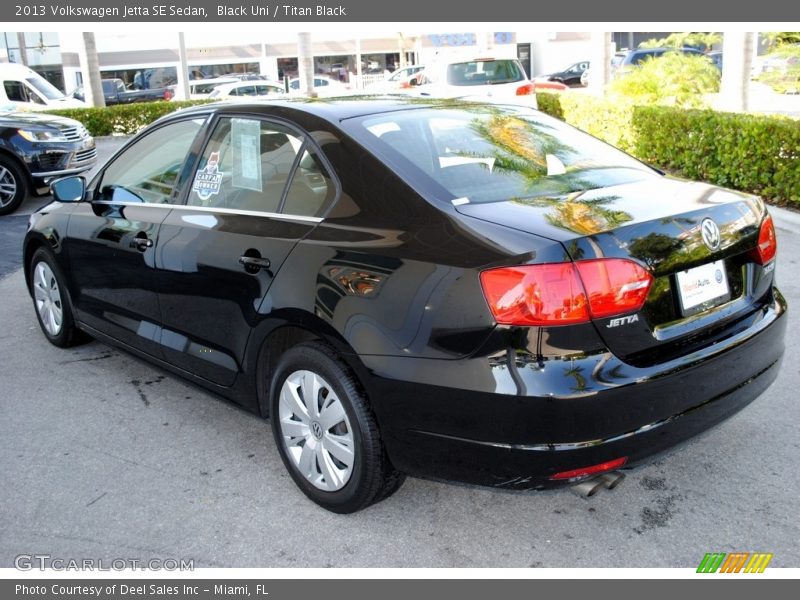 Black Uni / Titan Black 2013 Volkswagen Jetta SE Sedan