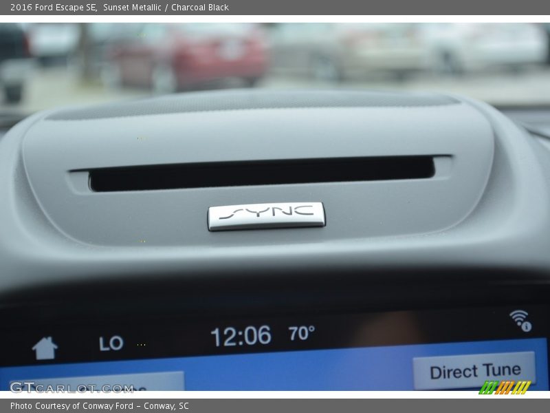 Sunset Metallic / Charcoal Black 2016 Ford Escape SE