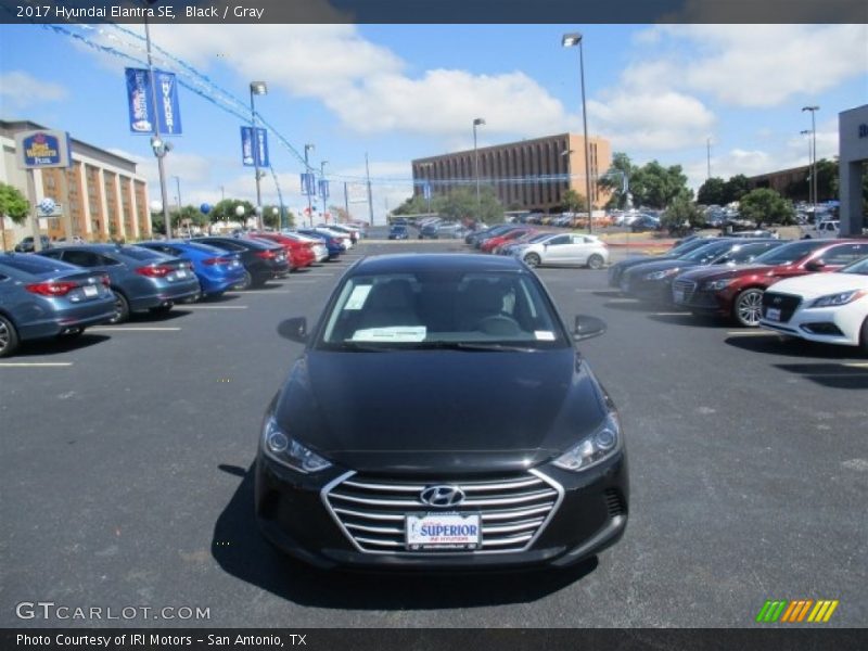 Black / Gray 2017 Hyundai Elantra SE