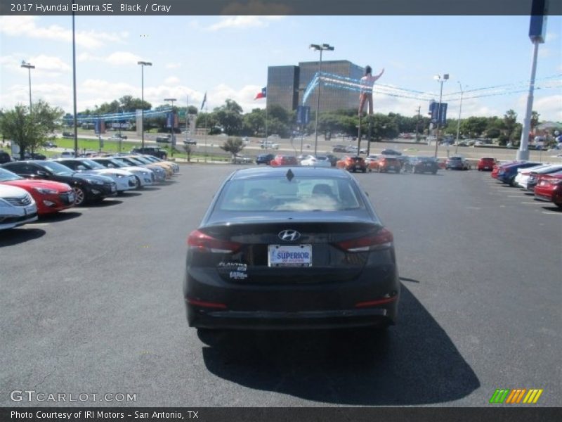 Black / Gray 2017 Hyundai Elantra SE