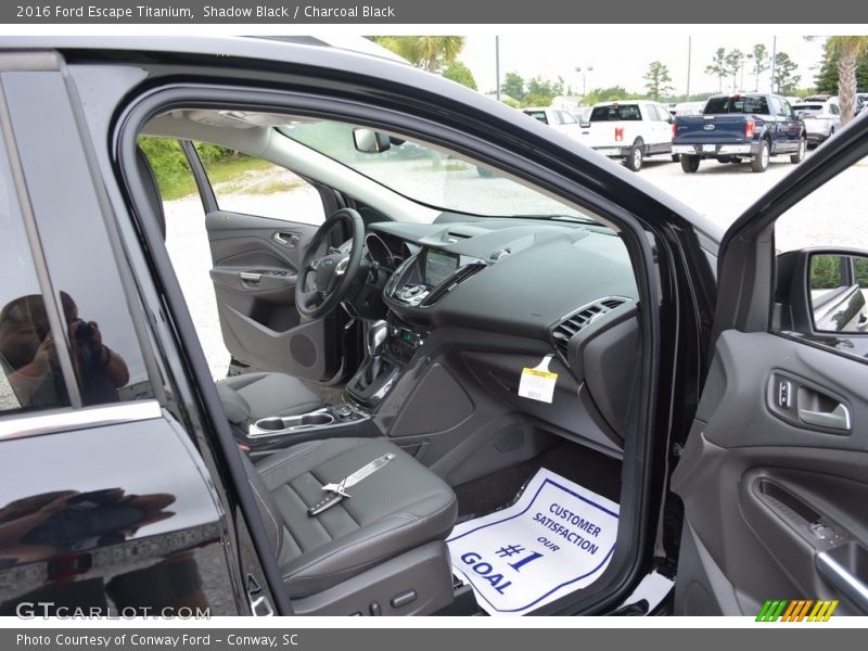 Shadow Black / Charcoal Black 2016 Ford Escape Titanium