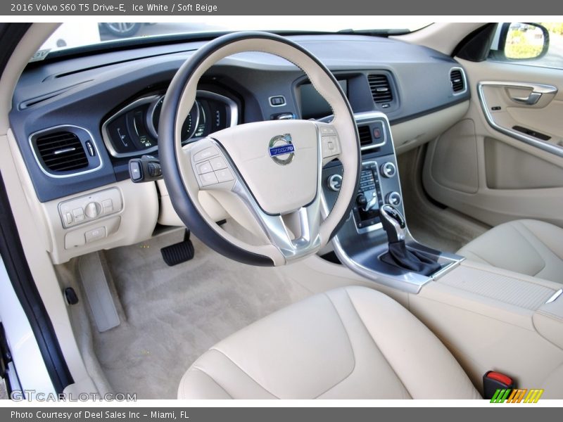 Soft Beige Interior - 2016 S60 T5 Drive-E 
