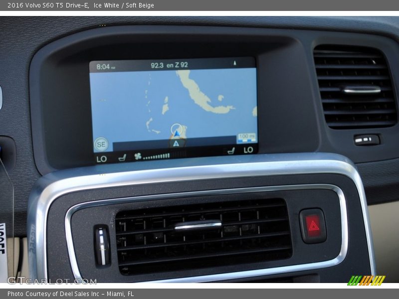 Ice White / Soft Beige 2016 Volvo S60 T5 Drive-E