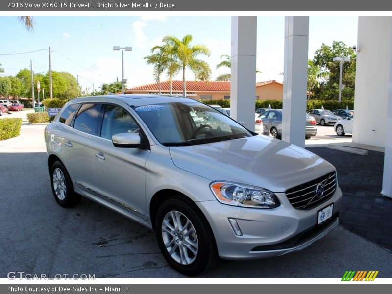 Bright Silver Metallic / Beige 2016 Volvo XC60 T5 Drive-E