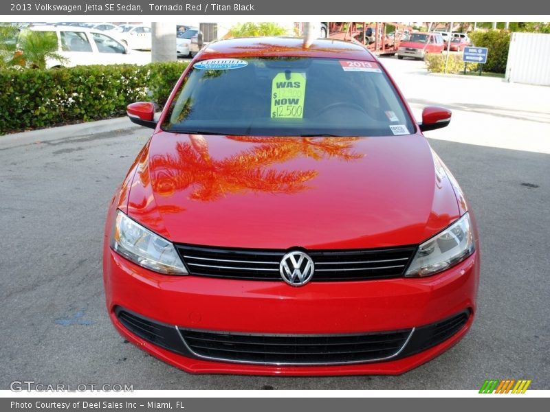 Tornado Red / Titan Black 2013 Volkswagen Jetta SE Sedan