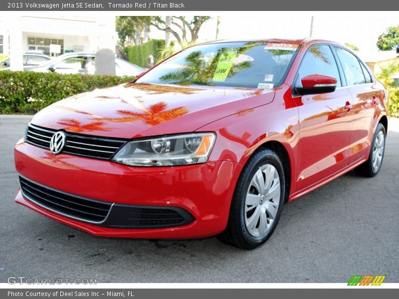 Tornado Red / Titan Black 2013 Volkswagen Jetta SE Sedan