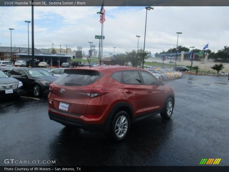 Sedona Sunset / Black 2016 Hyundai Tucson SE