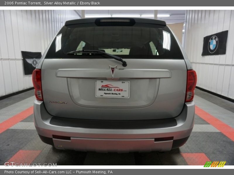 Silver Alloy Metallic / Ebony Black 2006 Pontiac Torrent