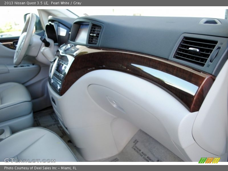 Pearl White / Gray 2013 Nissan Quest 3.5 LE