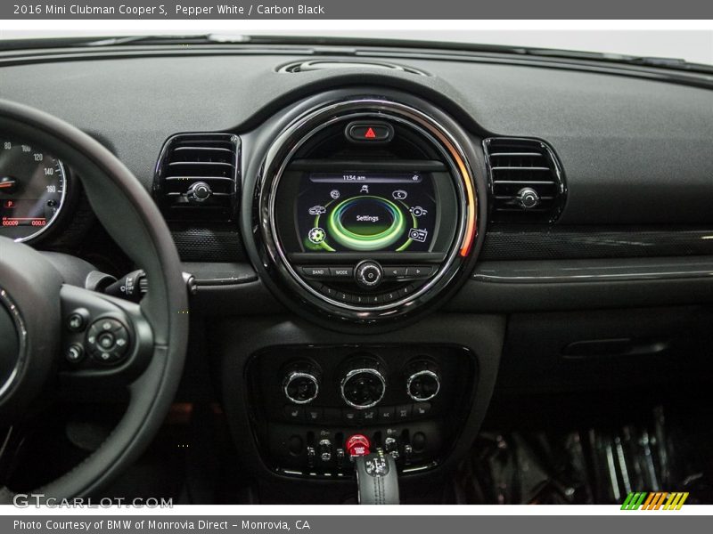 Pepper White / Carbon Black 2016 Mini Clubman Cooper S