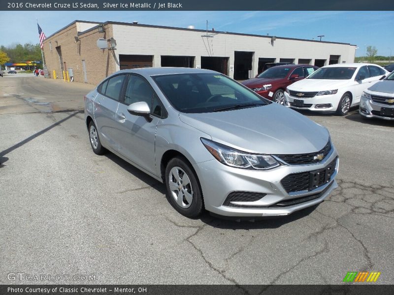 Silver Ice Metallic / Jet Black 2016 Chevrolet Cruze LS Sedan