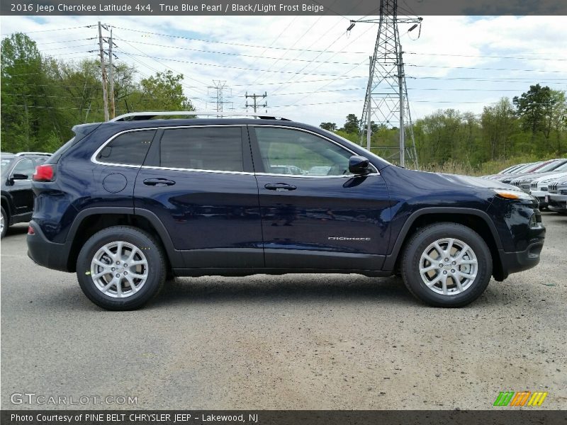 True Blue Pearl / Black/Light Frost Beige 2016 Jeep Cherokee Latitude 4x4