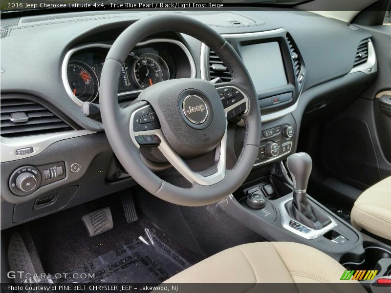 True Blue Pearl / Black/Light Frost Beige 2016 Jeep Cherokee Latitude 4x4