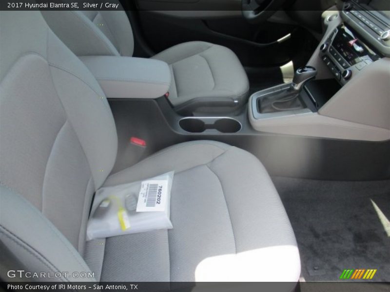 Silver / Gray 2017 Hyundai Elantra SE