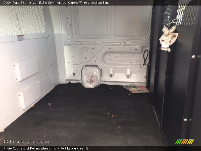 Oxford White / Medium Flint 2004 Ford E Series Van E150 Commercial