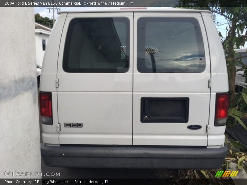 Oxford White / Medium Flint 2004 Ford E Series Van E150 Commercial