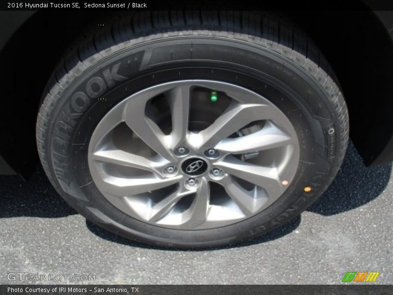 Sedona Sunset / Black 2016 Hyundai Tucson SE