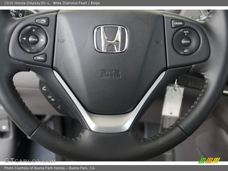 White Diamond Pearl / Beige 2016 Honda Odyssey EX-L