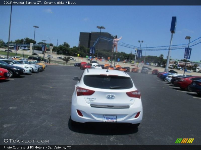 Ceramic White / Black 2016 Hyundai Elantra GT