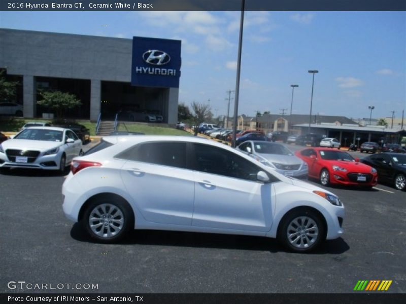 Ceramic White / Black 2016 Hyundai Elantra GT