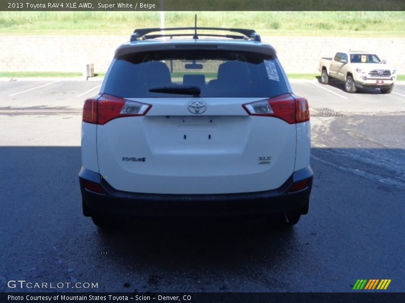 Super White / Beige 2013 Toyota RAV4 XLE AWD