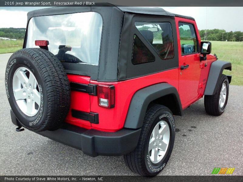 Firecracker Red / Black 2016 Jeep Wrangler Sport