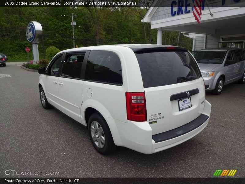 Stone White / Dark Slate Gray/Light Shale 2009 Dodge Grand Caravan SE