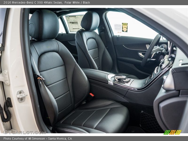 Polar White / Black 2016 Mercedes-Benz C 300 4Matic Sedan