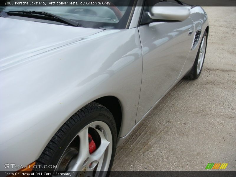 Arctic Silver Metallic / Graphite Grey 2003 Porsche Boxster S