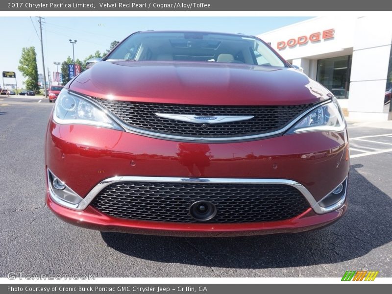 Velvet Red Pearl / Cognac/Alloy/Toffee 2017 Chrysler Pacifica Limited