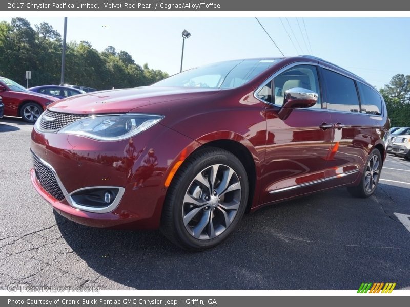 Velvet Red Pearl / Cognac/Alloy/Toffee 2017 Chrysler Pacifica Limited