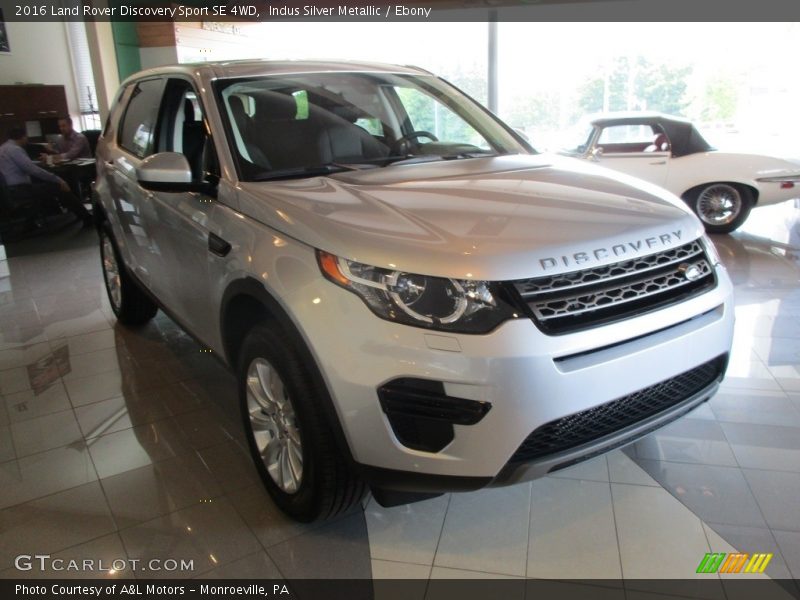 Indus Silver Metallic / Ebony 2016 Land Rover Discovery Sport SE 4WD