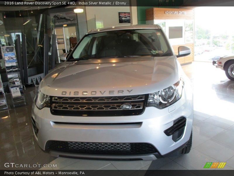 Indus Silver Metallic / Ebony 2016 Land Rover Discovery Sport SE 4WD