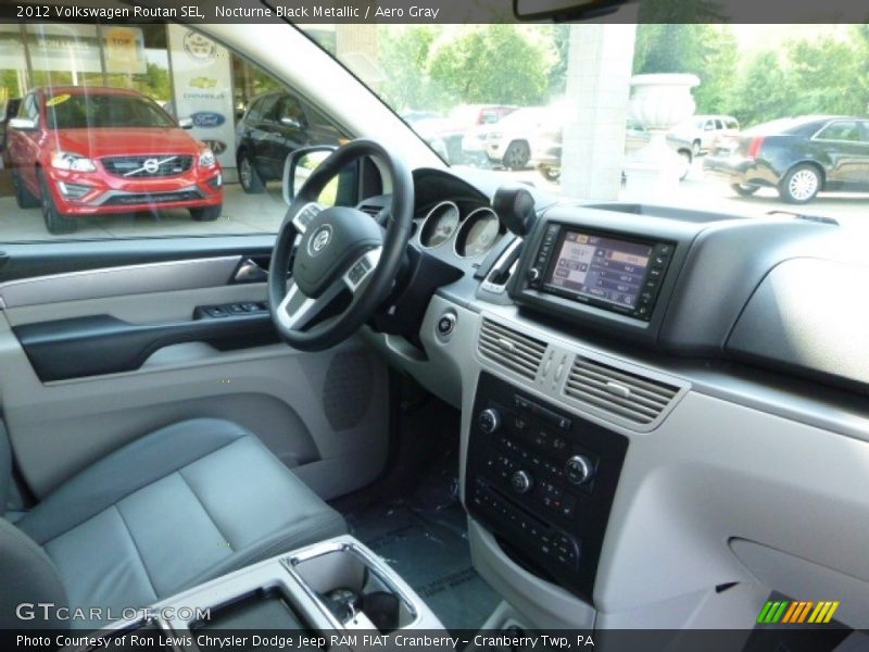 Nocturne Black Metallic / Aero Gray 2012 Volkswagen Routan SEL