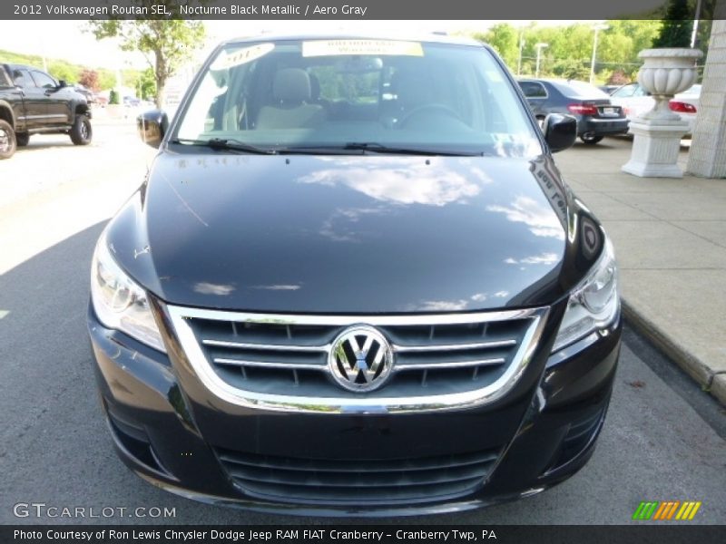 Nocturne Black Metallic / Aero Gray 2012 Volkswagen Routan SEL
