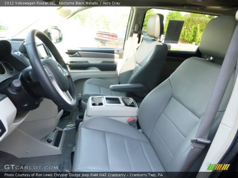 Nocturne Black Metallic / Aero Gray 2012 Volkswagen Routan SEL