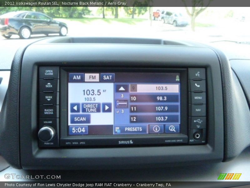 Nocturne Black Metallic / Aero Gray 2012 Volkswagen Routan SEL