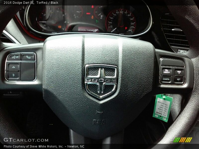 TorRed / Black 2016 Dodge Dart SE