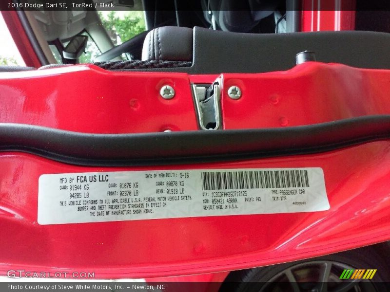 TorRed / Black 2016 Dodge Dart SE