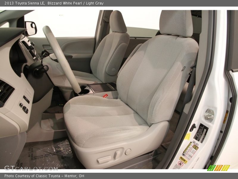 Blizzard White Pearl / Light Gray 2013 Toyota Sienna LE