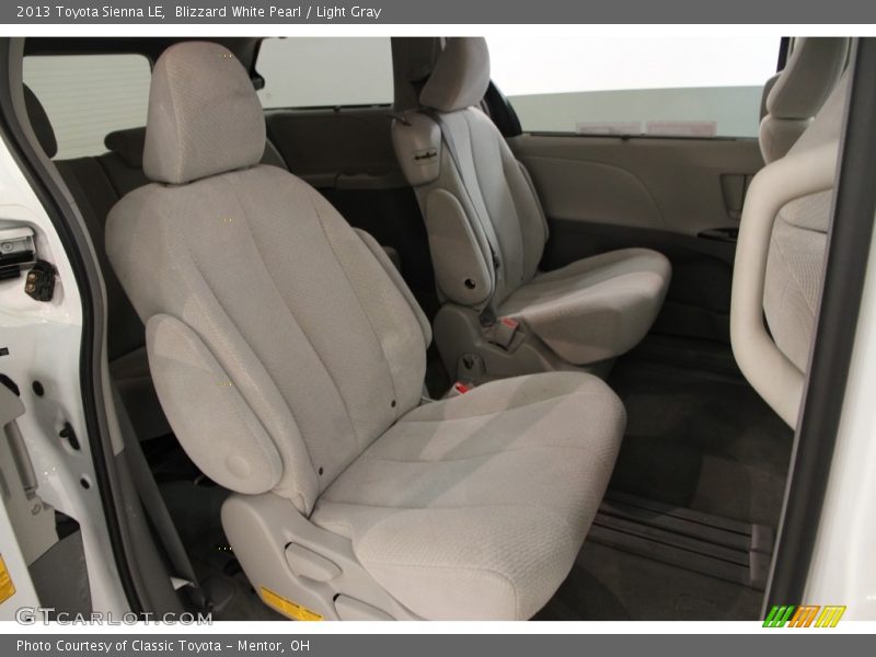 Blizzard White Pearl / Light Gray 2013 Toyota Sienna LE