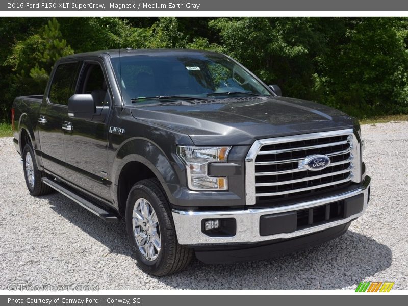 Magnetic / Medium Earth Gray 2016 Ford F150 XLT SuperCrew