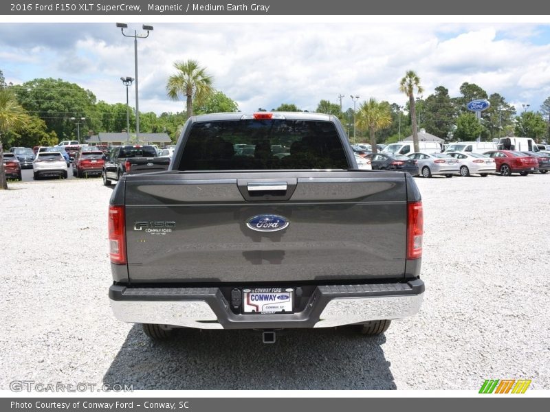 Magnetic / Medium Earth Gray 2016 Ford F150 XLT SuperCrew