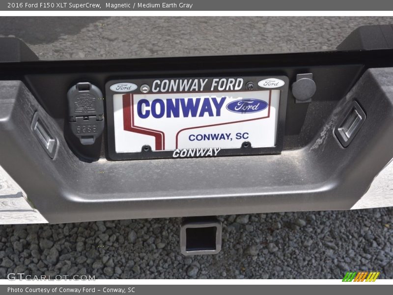 Magnetic / Medium Earth Gray 2016 Ford F150 XLT SuperCrew
