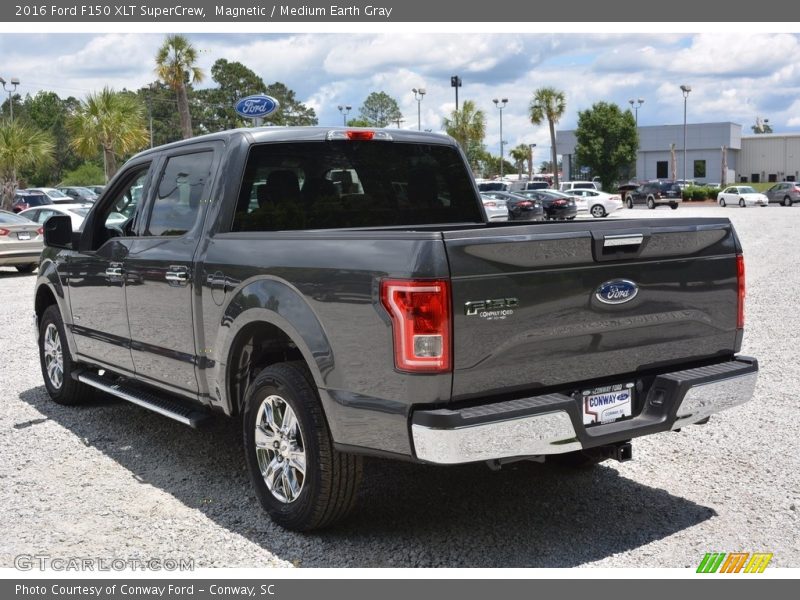 Magnetic / Medium Earth Gray 2016 Ford F150 XLT SuperCrew