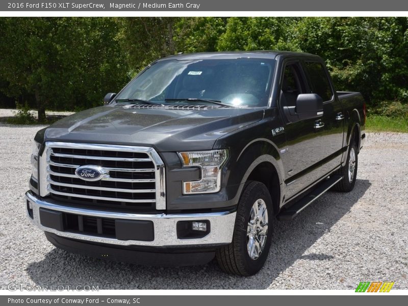 Magnetic / Medium Earth Gray 2016 Ford F150 XLT SuperCrew