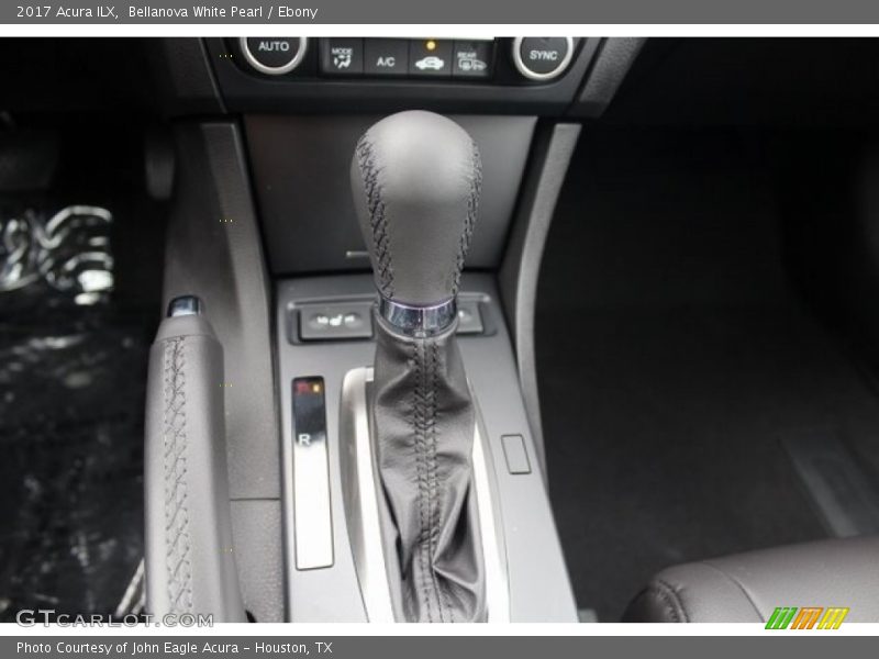 Bellanova White Pearl / Ebony 2017 Acura ILX
