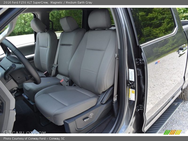Magnetic / Medium Earth Gray 2016 Ford F150 XLT SuperCrew