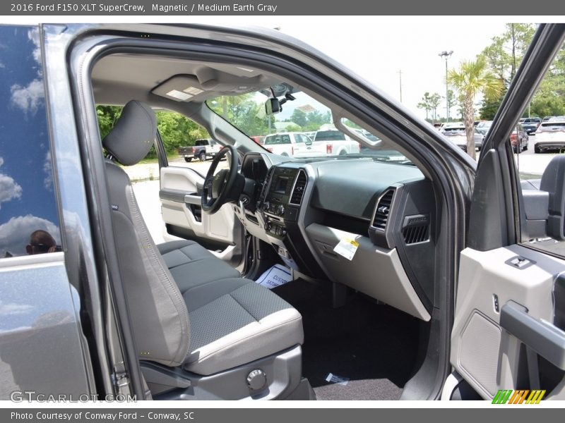 Magnetic / Medium Earth Gray 2016 Ford F150 XLT SuperCrew